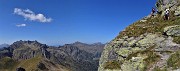 56 In impervia salita con attenzione